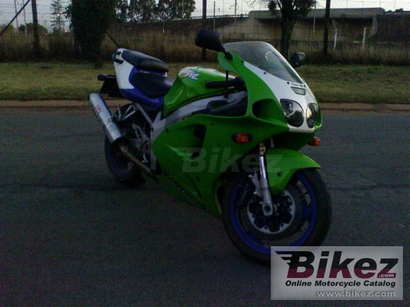 1997 Kawasaki ZX-7R Ninja photo